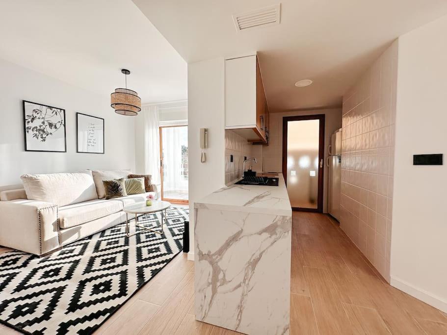 Precioso Apartamento Con Piscina Y Vistas อาลิกันเต ภายนอก รูปภาพ
